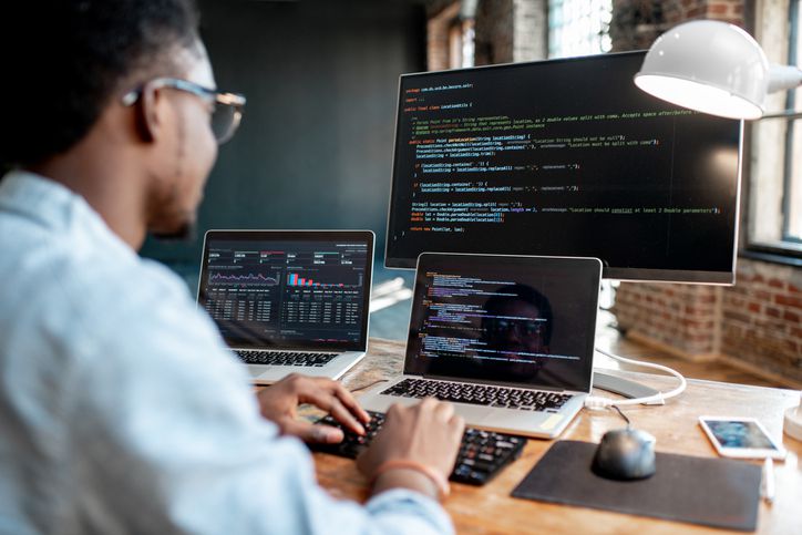 What is outsourcing application development What is outsourcing application development