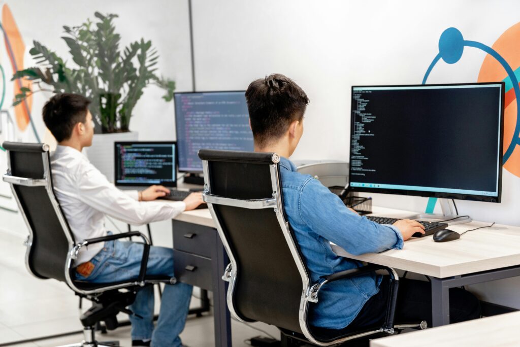Vietnam digital commerce market growth with rising online shopping trends