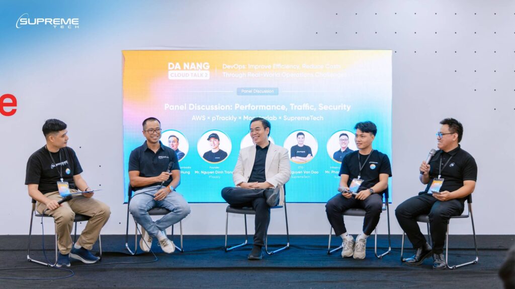 panel discussion danang cloud talk
